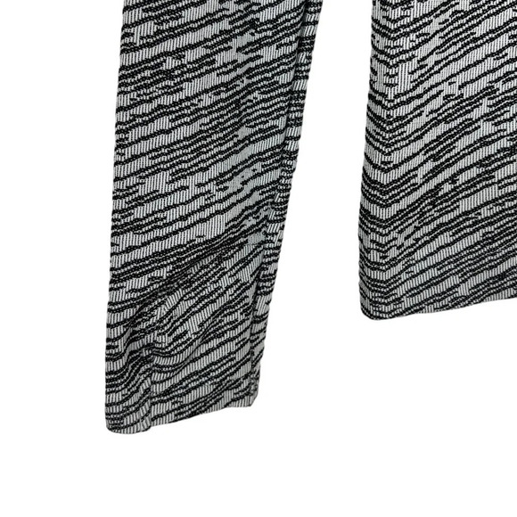 Athleta Women's S Flurry Blizzard Seamless Turtleneck Color Wren Black - Picture 6 of 7